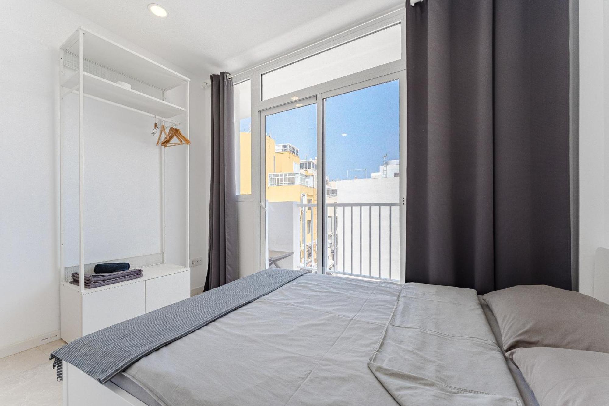 Few Steps From The Beach Hostel In Los Cristianos Arona  Eksteriør bilde